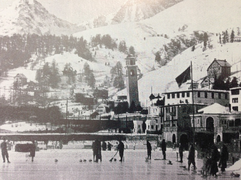 Curling przed hotelem Kulm w St. Moritz ok. 1880 roku